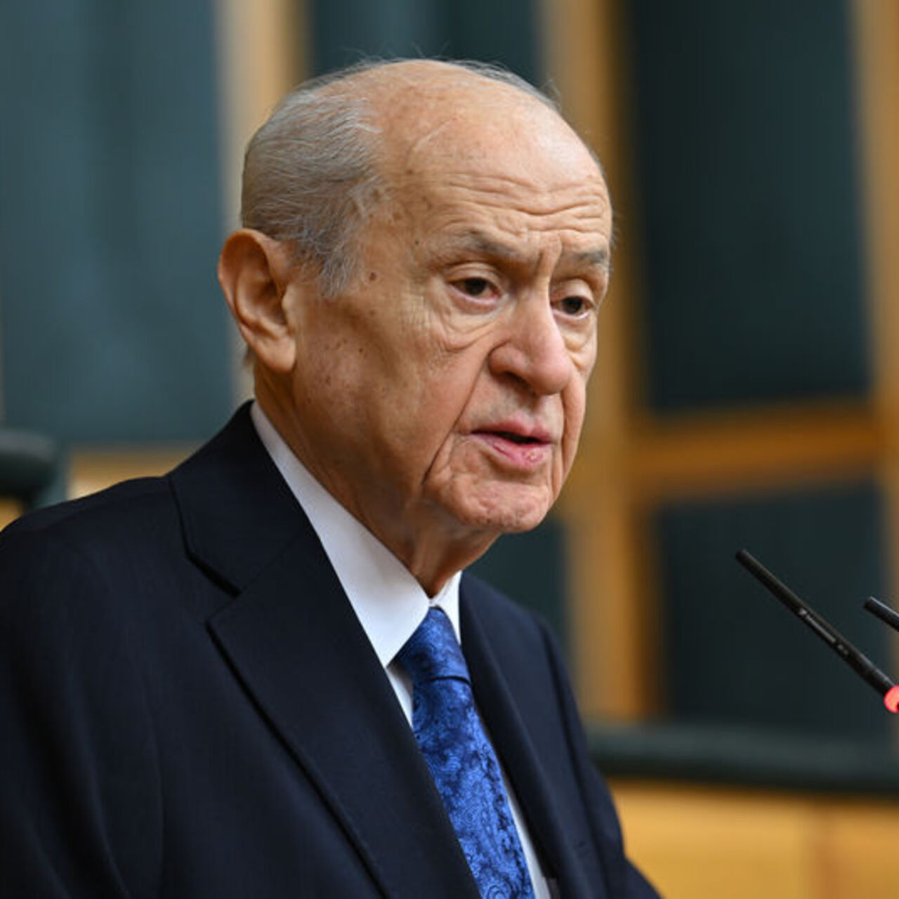Bahçeli’den Özel’e teşekkür telefonu