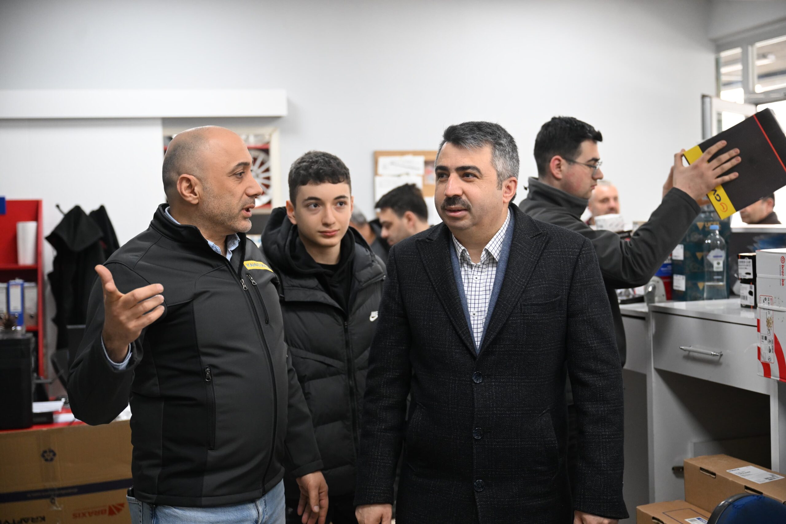 Başkan Yılmaz, Otosansit esnafıyla buluştu