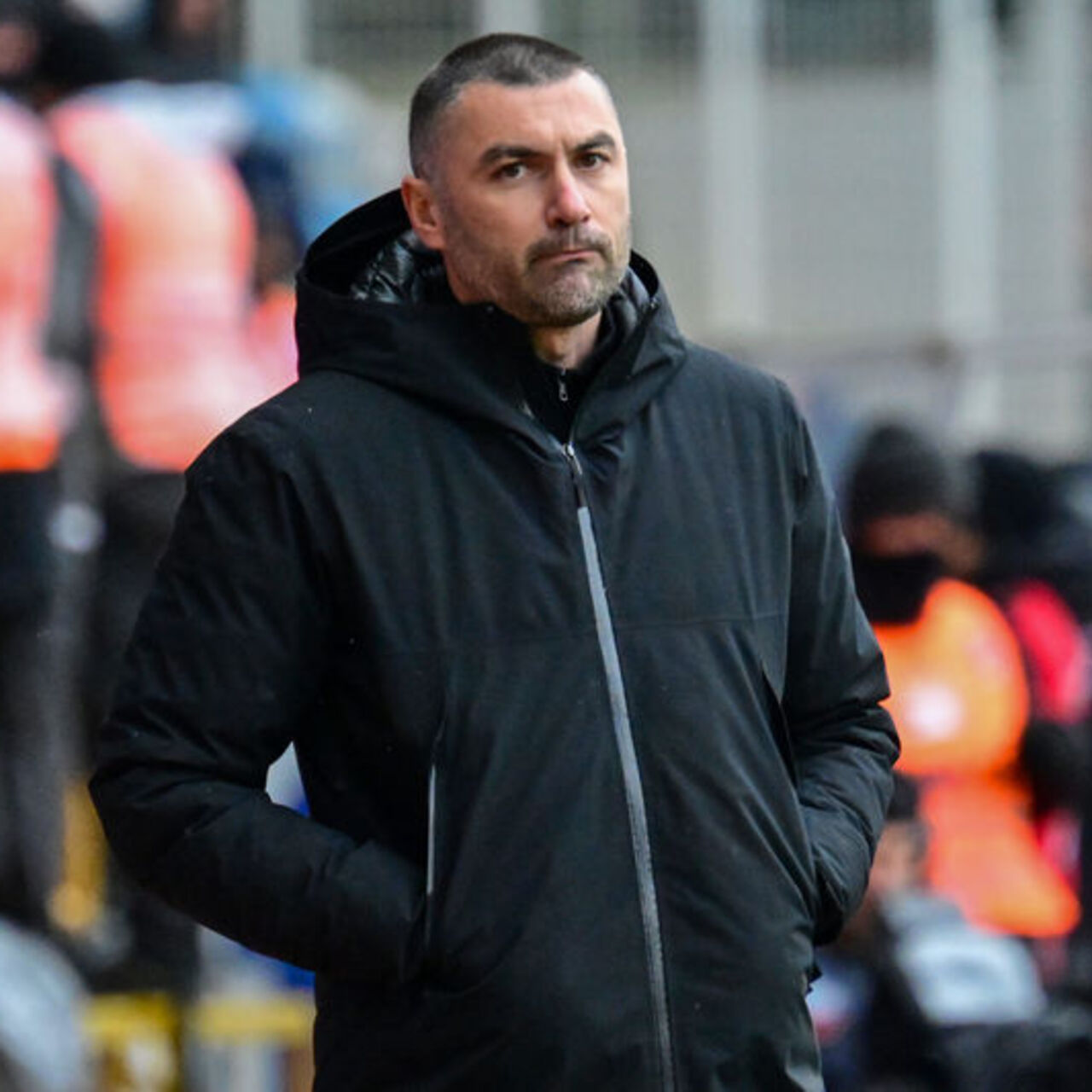 Burak Yılmaz kırmızı kart gördü!