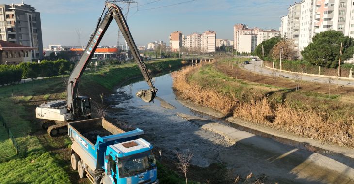 Büyükşehir’den dere temizliği