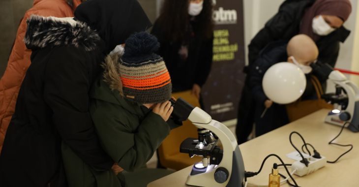 Büyükşehir’den tedavi gören çocuklara moral