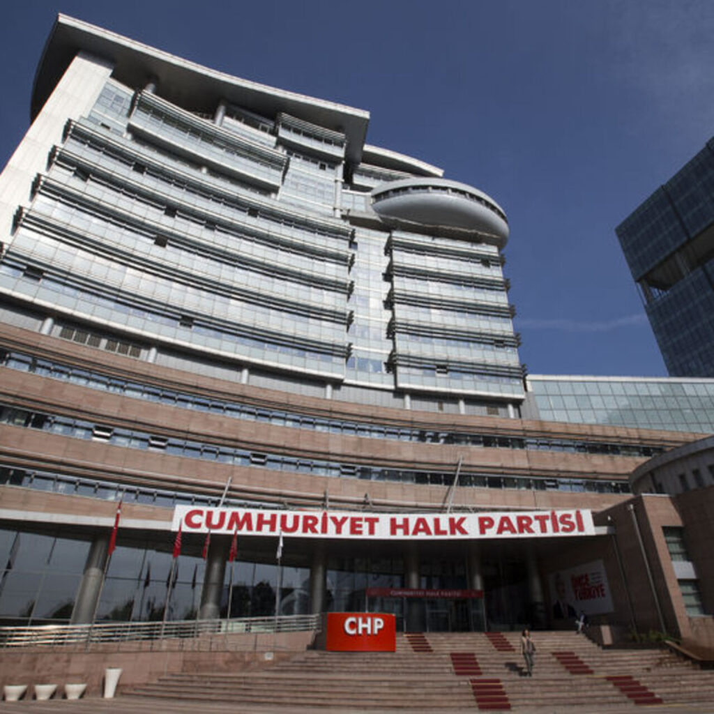 CHP’de imza süreci başladı