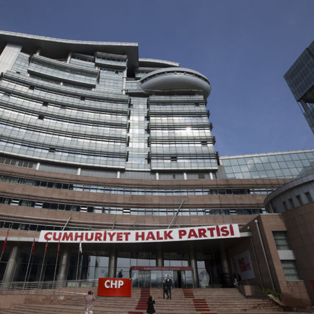 CHP’de ön seçim şartları belli oldu