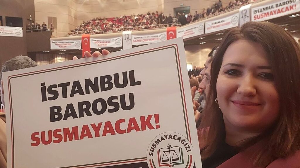 CHP’li Gökçen’den İstanbul Barosu’na destek