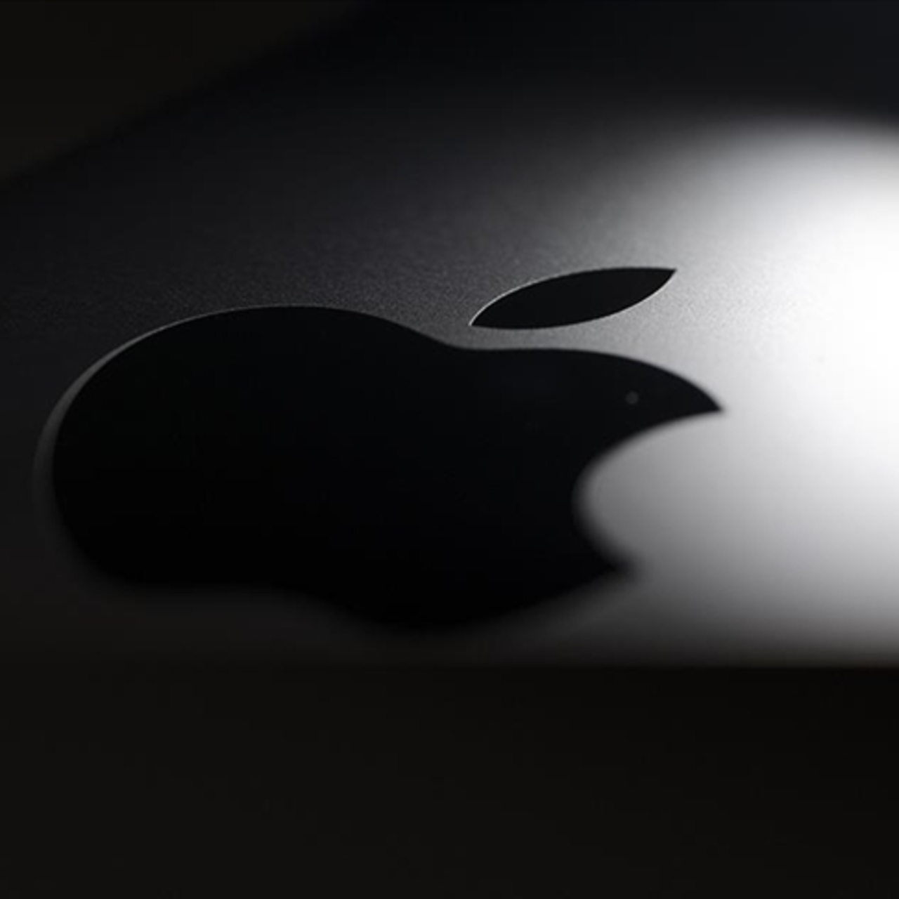 Çin’in hedefinde şimdi de Apple var