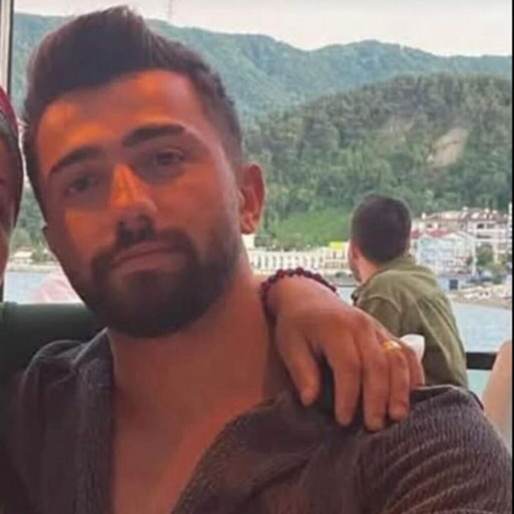 Çorbacı kan gölüne döndü! ‘Yan baktın’ cinayeti!