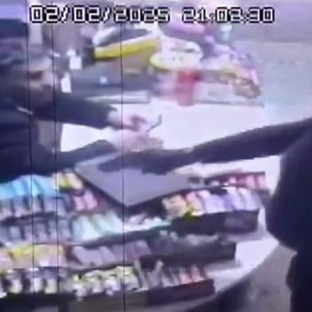 Eniştesi ‘Seni sevmiyorum" dedi… Tetiğe bastı!