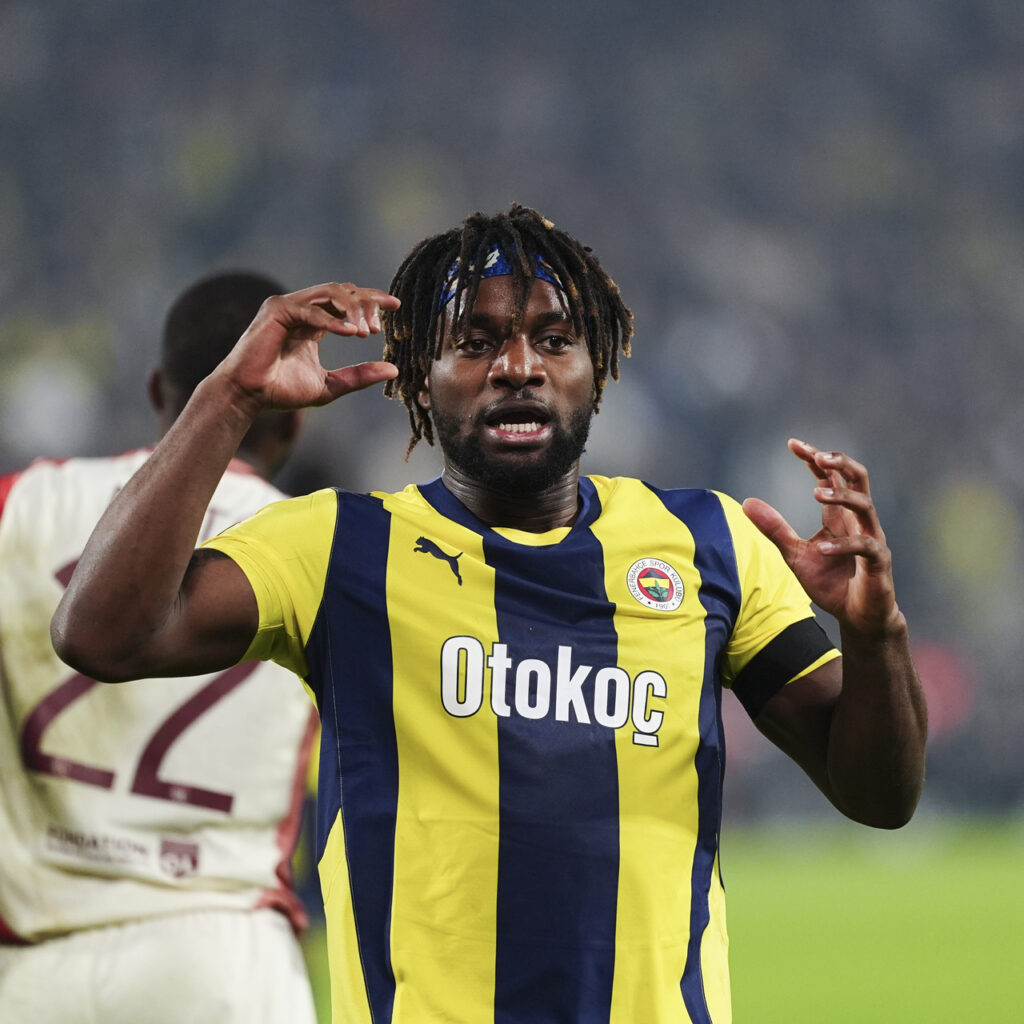 Fenerbahçe’de Saint-Maximin gelişmesi!