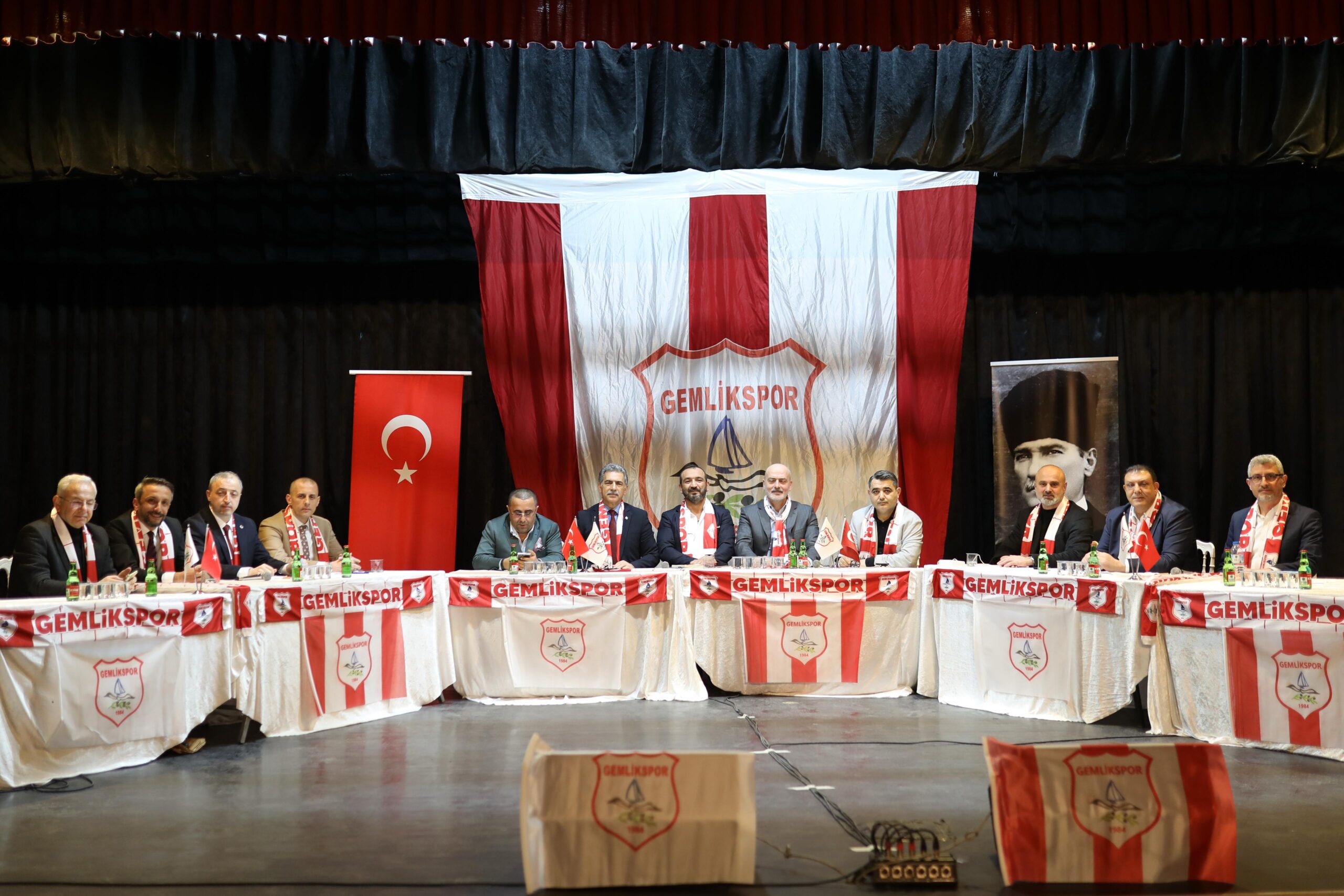 Gemlikspor’a Eşi Benzeri Görülmemiş Destek Gecesi