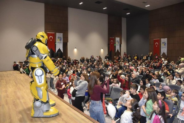 Karacabey Belediyesi’nden Çocuklara Unutulmaz Yarı Yıl Tatili