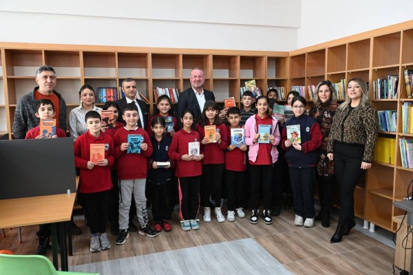 Karacabey Belediyesi’nden eğitime öncü destek!