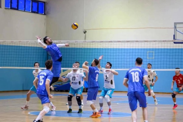 Karacabey Belediyespor voleybolda şampiyonluğa inanıyor!