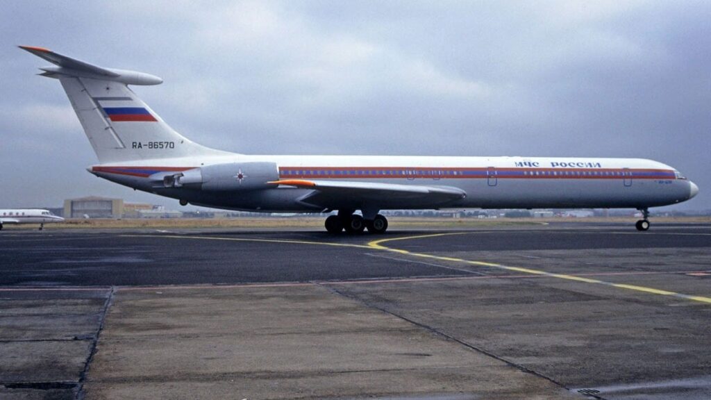 Kuzey Kore’de gizemli uçak: İki saat durup gitti