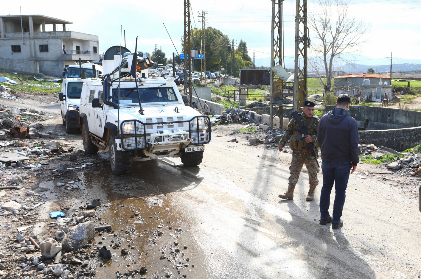Lübnan’da BM Barış Güçleri’ne saldırı: Üst düzey komutan yaralandı