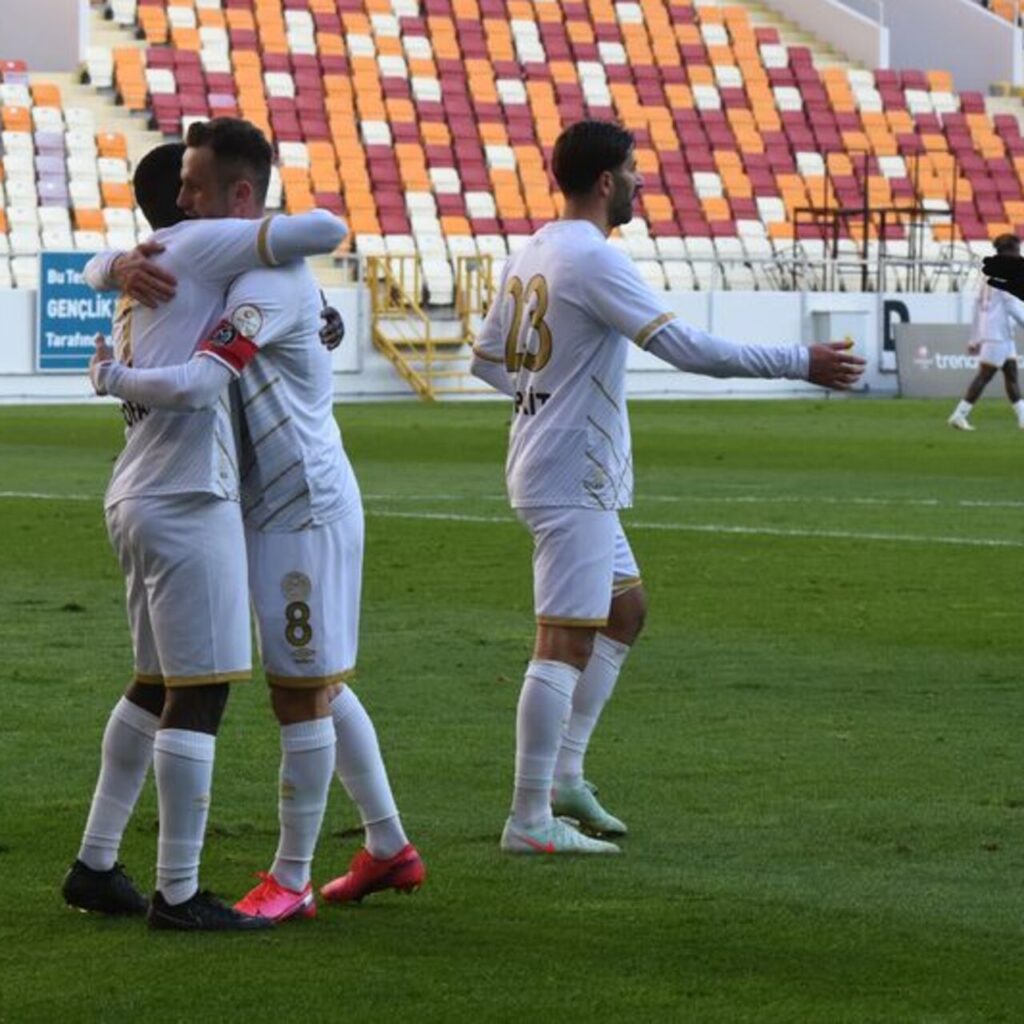 Manisa FK’dan 6 gollü galibiyet!