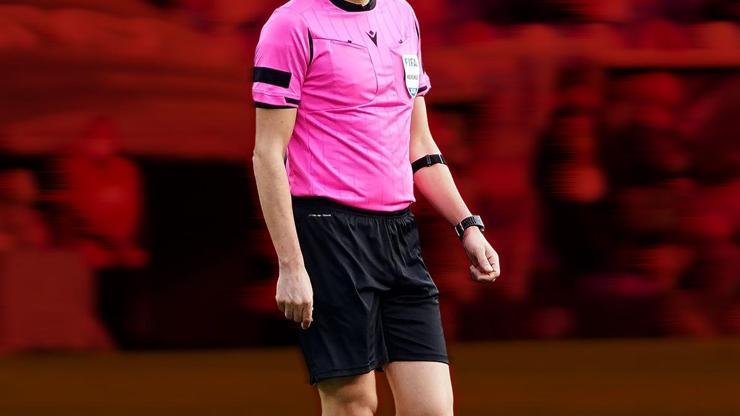 TFF açıkladı! Ünlü hakem, düdüğünü astı!