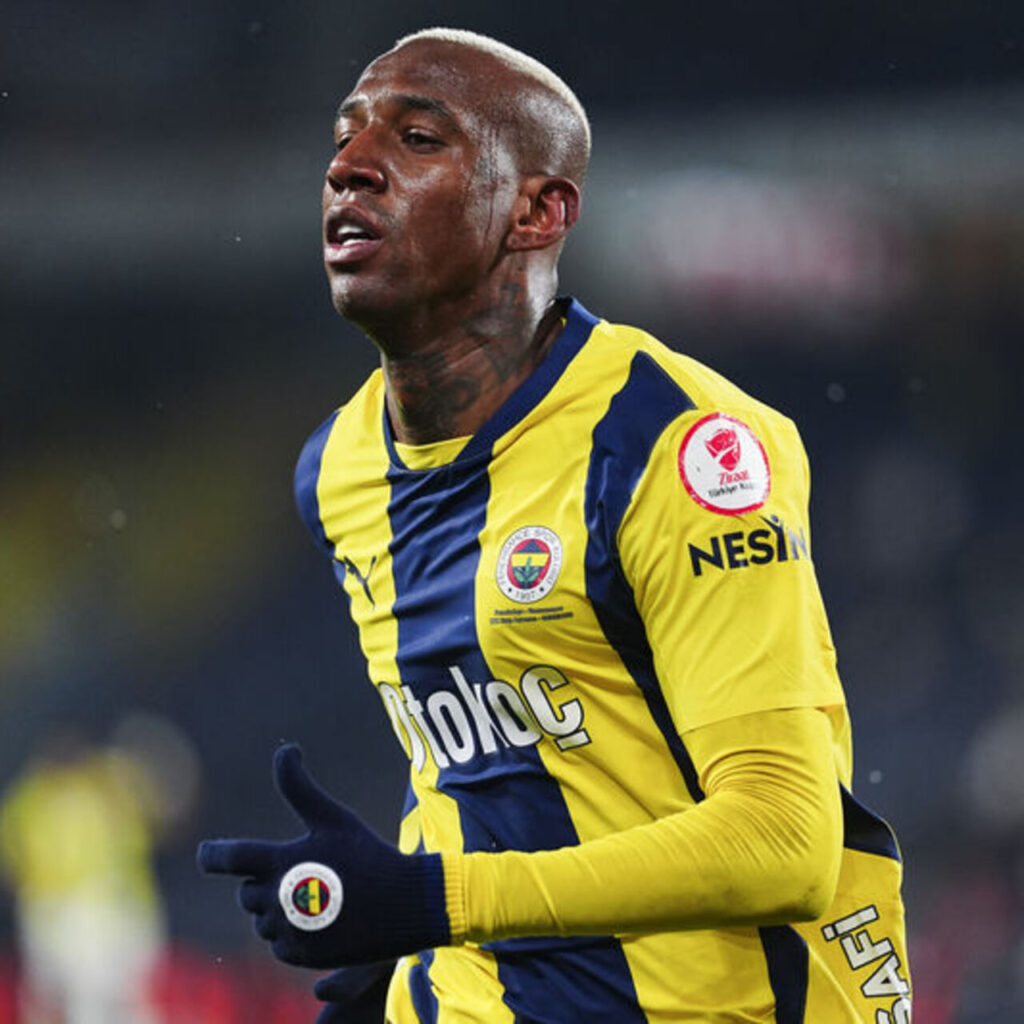 Talisca göz dolduruyor!