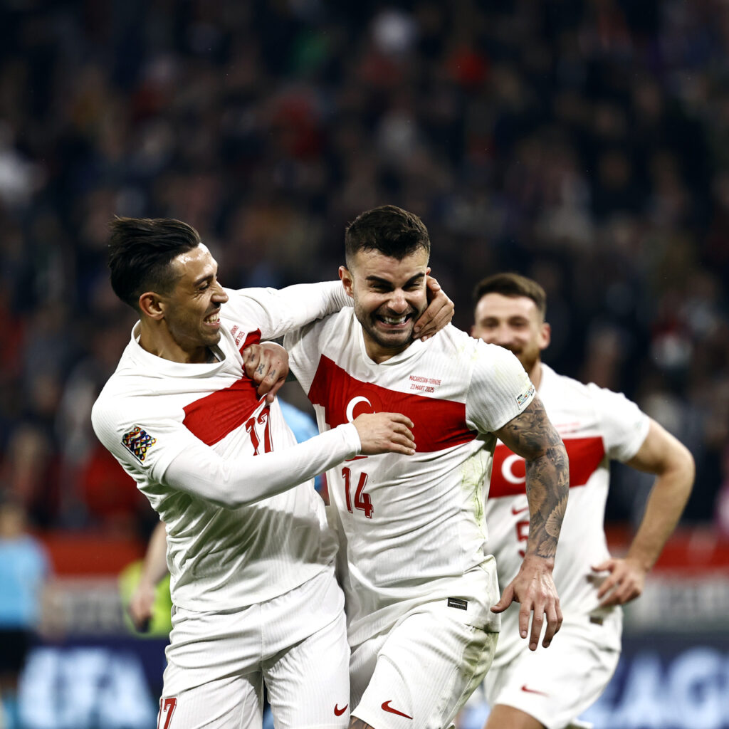 Cimbom’da milliler yüzleri güldürdü