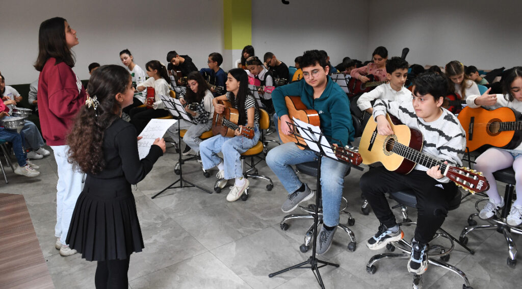 Osmangazi’de öğrencilerden Çanakkale türküsü