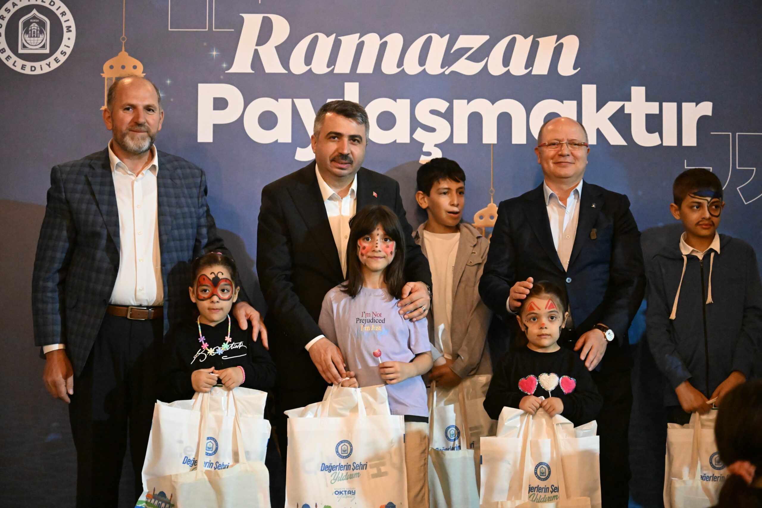 Yıldırım’da Yetim Çocuklar İftar Sofrasında Buluştu
