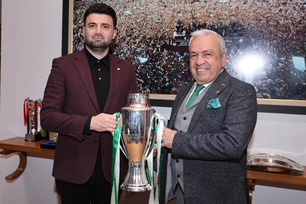 Başkan Şadi Özdemir’den Bursaspor’a destek: Her zaman yanınızdayız