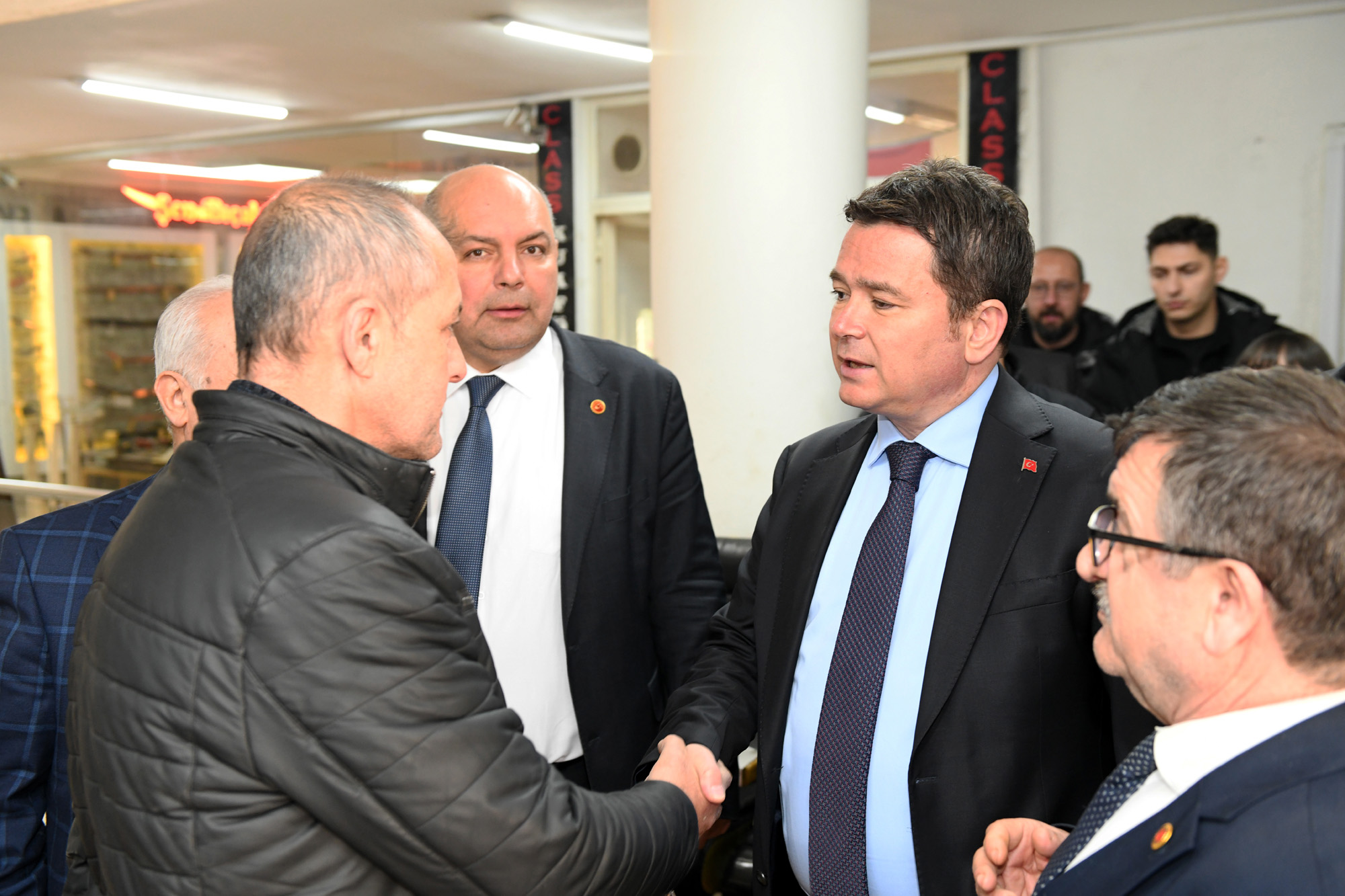 Başkan Aydın, Kayıhan Çarşısı esnafı ile buluştu