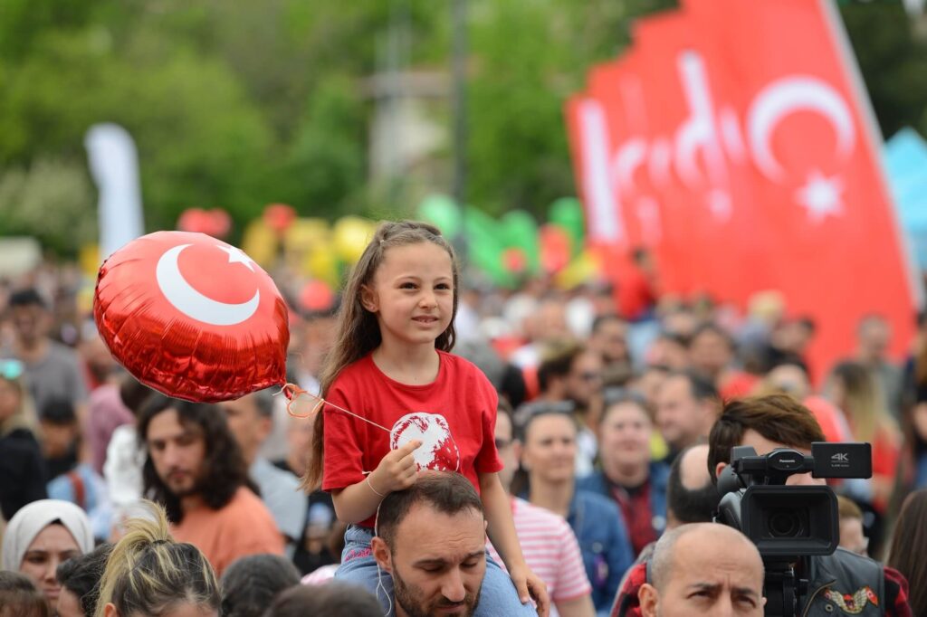 Nilüfer’de 23 Nisan Çocuk Bayramı’na renkli kutlama