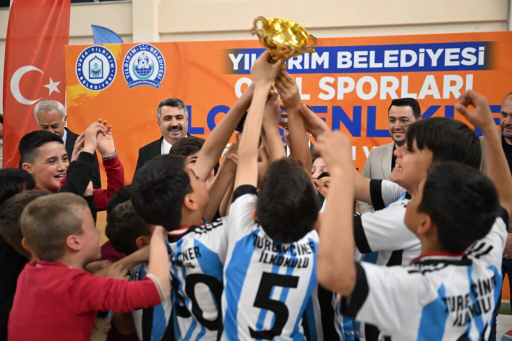 Okul Sporları İlçe Şenliklerinde Görkemli Final
