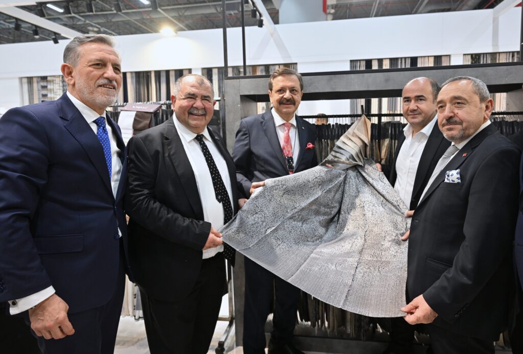 TOBB Başkanı Hisarcıklıoğlu’ndan HOMETEX Fuarı’na Tam Not