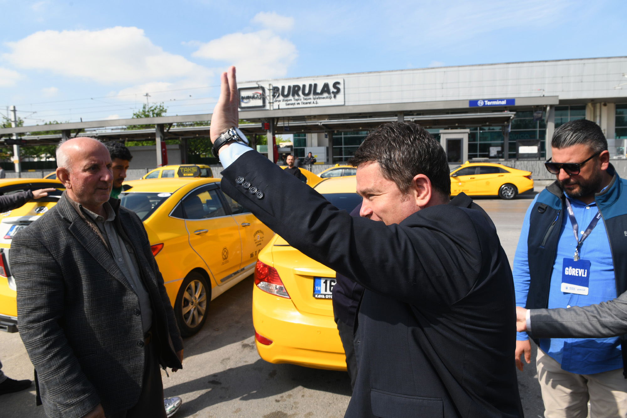 Başkan Aydın taksici esnafı ile kahvaltı yaptı