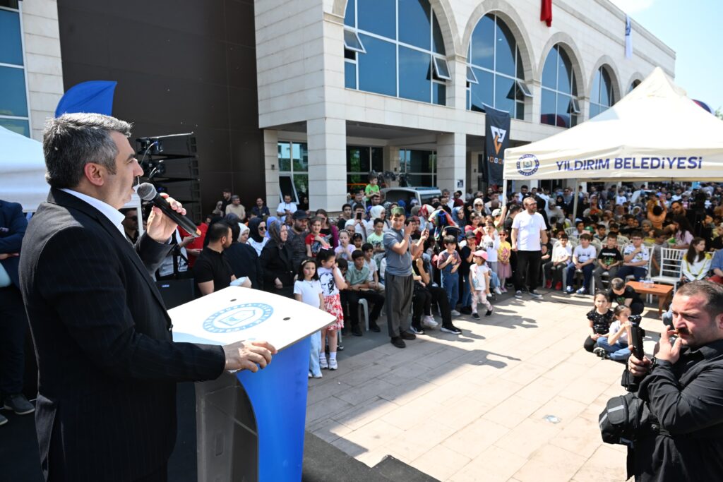 BURSA’DA TEKNOLOJİ VE GENÇLİK RÜZGARI ESTİ