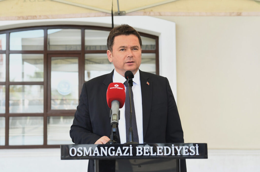 Başkan Aydın mesai arkadaşlarıyla bayramlaştı