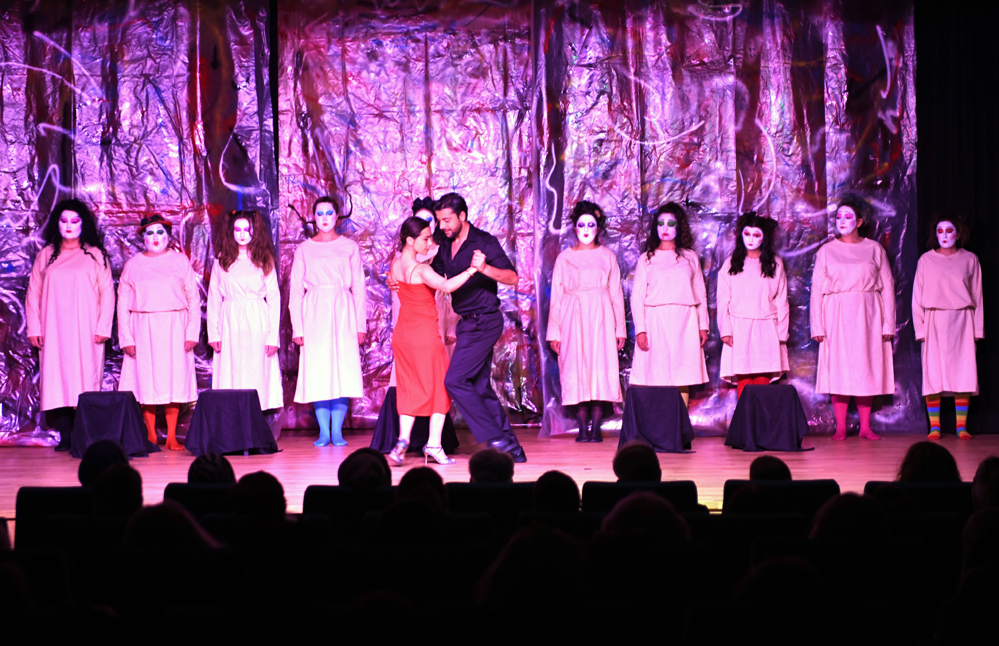 ‘Hiç Kimsenin Hikayesi’ oyunu Osmangazi’de sahnelendi