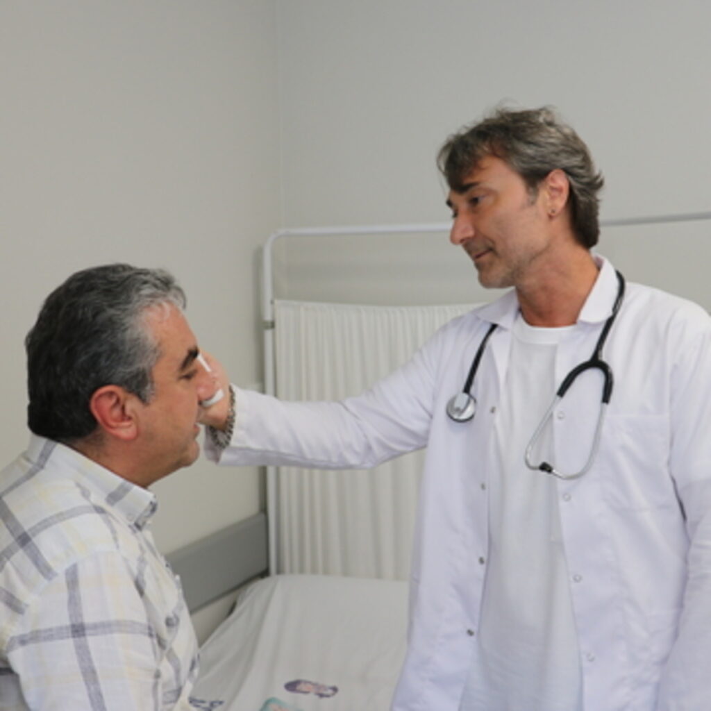 Aile hekimleri: ‘Hastalarla karşı karşıya kalıyoruz’