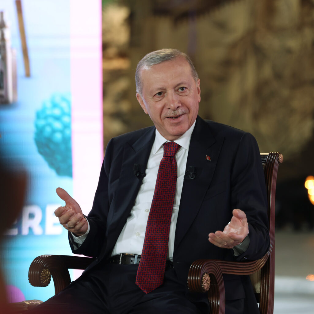 Cumhurbaşkanı Erdoğan: Gençlerimizin zehirlenmesine müsaade etmeyeceğiz