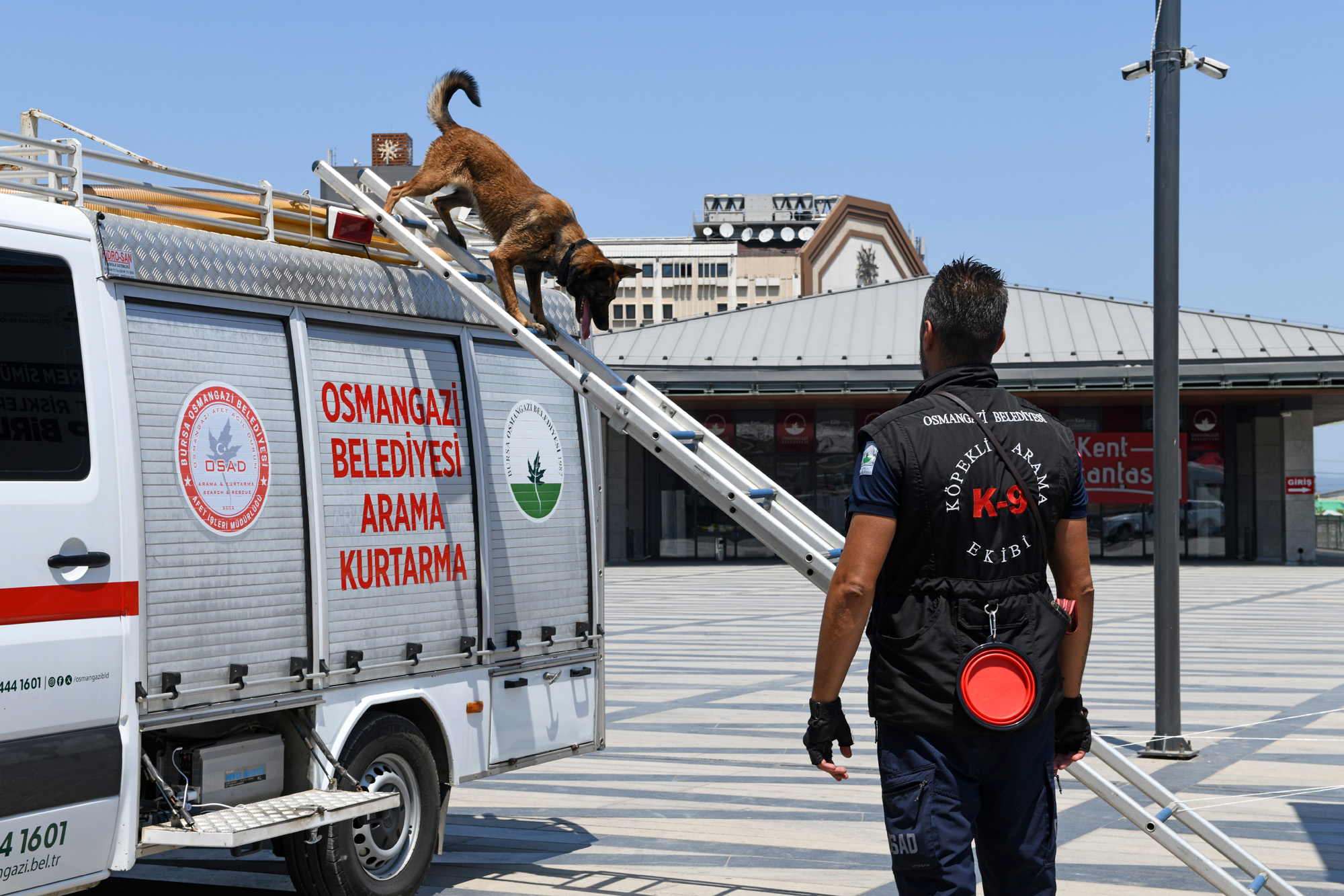 Osmangazi’de gerçek gibi deprem eğitimi