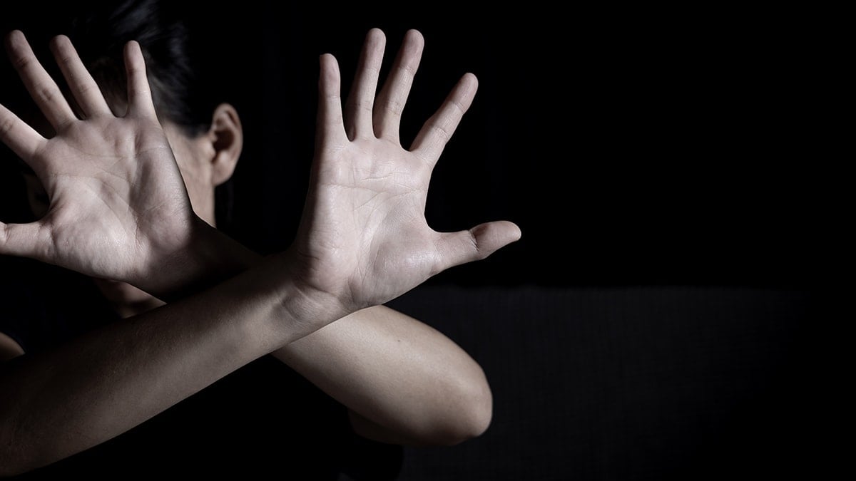 Komşuda iğrenç olay! 92 yaşındaki annesine tecavüz eden adam tutuklandı