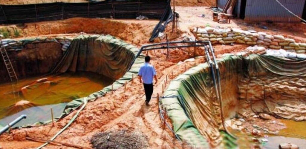 Maden ocağında feci olay! 6 öğrenci siyanür havuzuna düştü