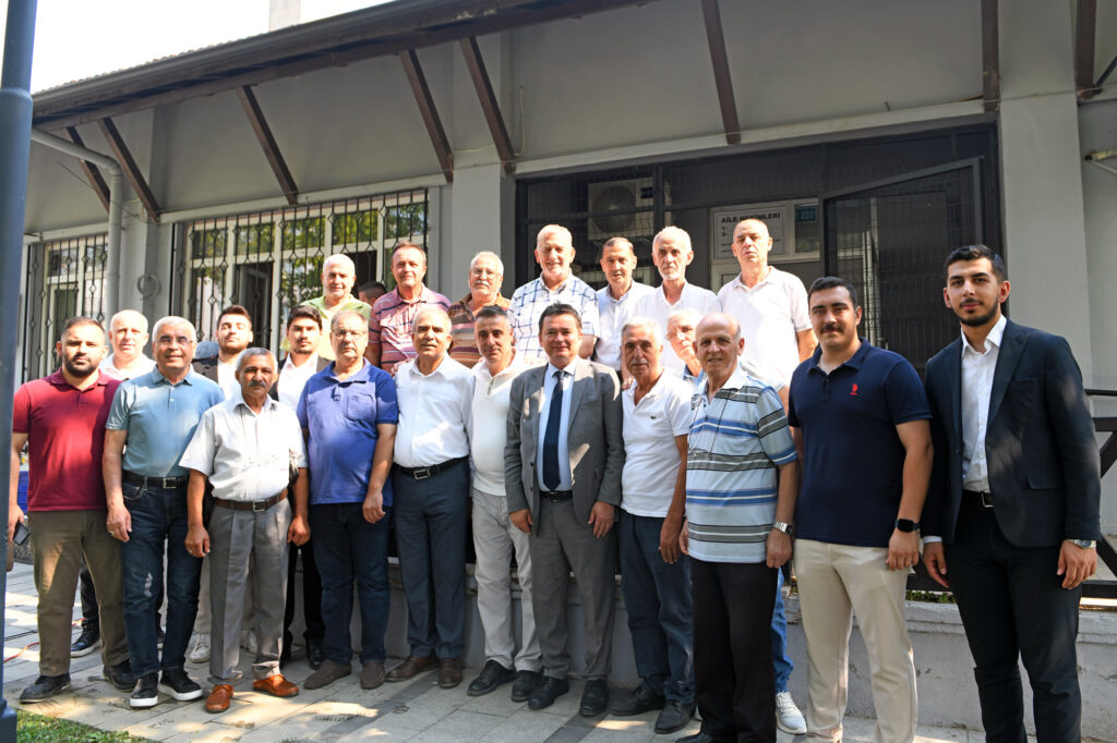 Başkan Aydın, Zafer Mahallesi’nde vatandaşla kahvaltıda buluştu