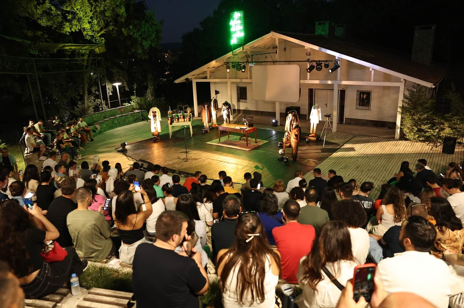 Nilüfer Kent Tiyatrosu’nda yaz sezonu başlıyor