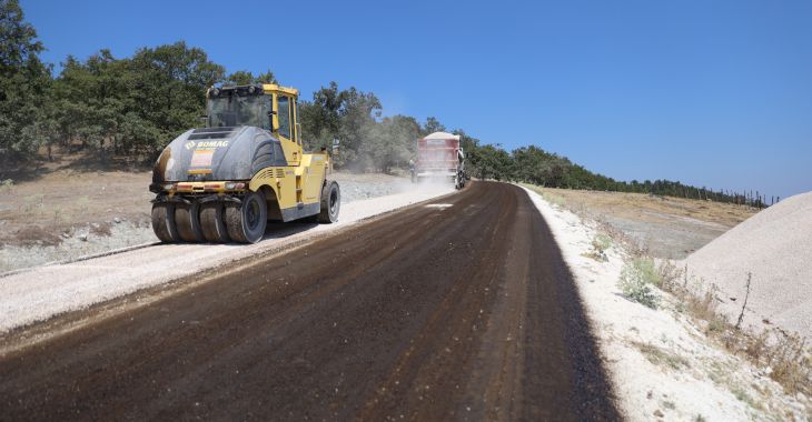 Mustafakemalpaşa’nın kırsal yollarına konfor geliyor