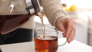 Popüler çay için ‘tüketmeyin’ uyarısı yapıldı: Marketlerden toplatılıyor