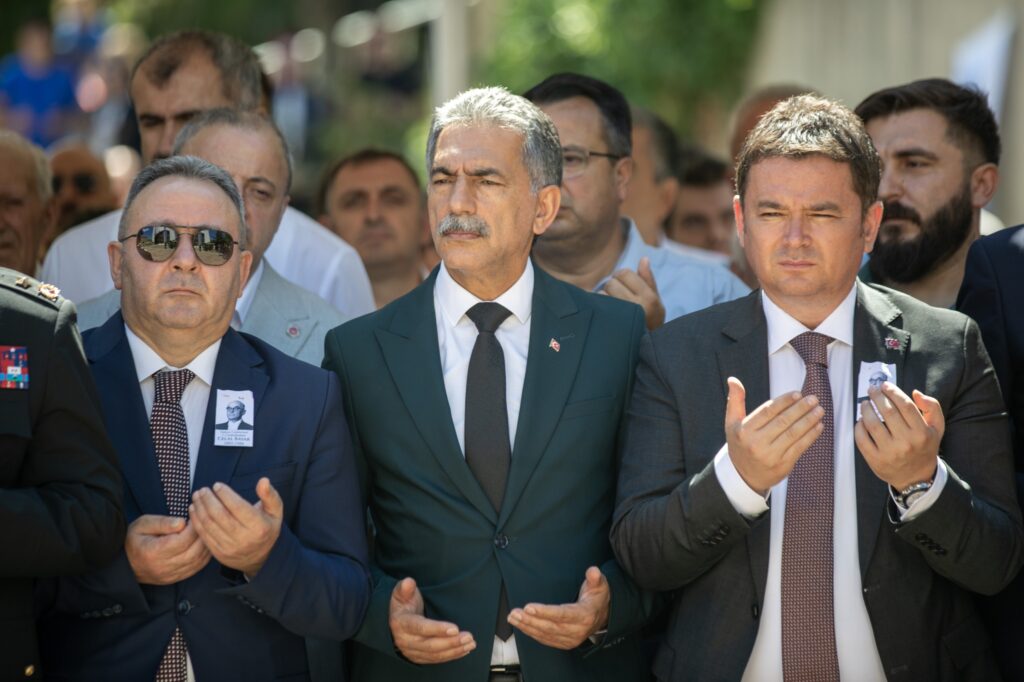 Celal Bayar Kabri Başında Anıldı