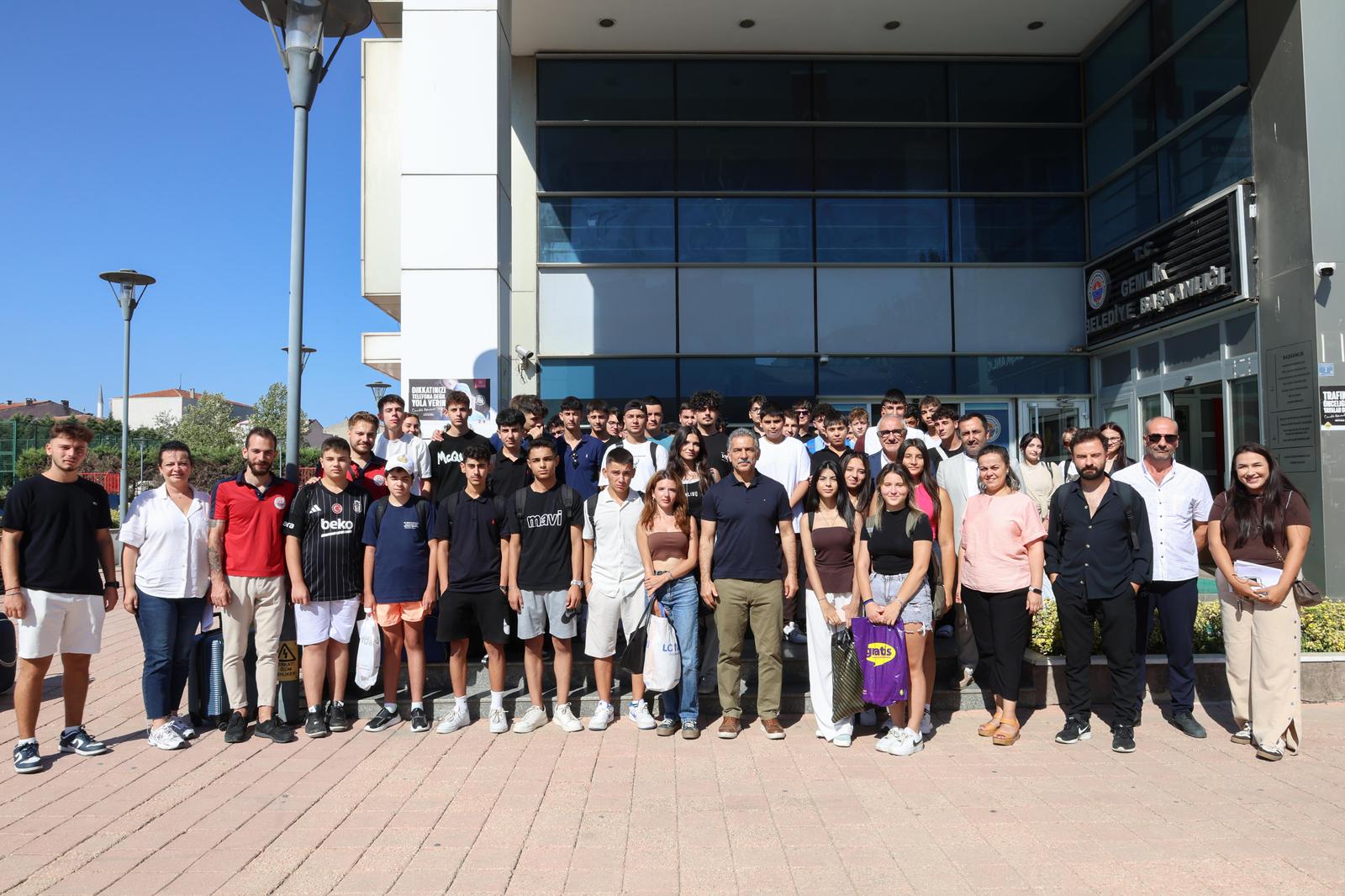 Gemlik Belediyesi Gençlik Yaz Kampı’nda İkinci Grup Gençler Yola Çıktı