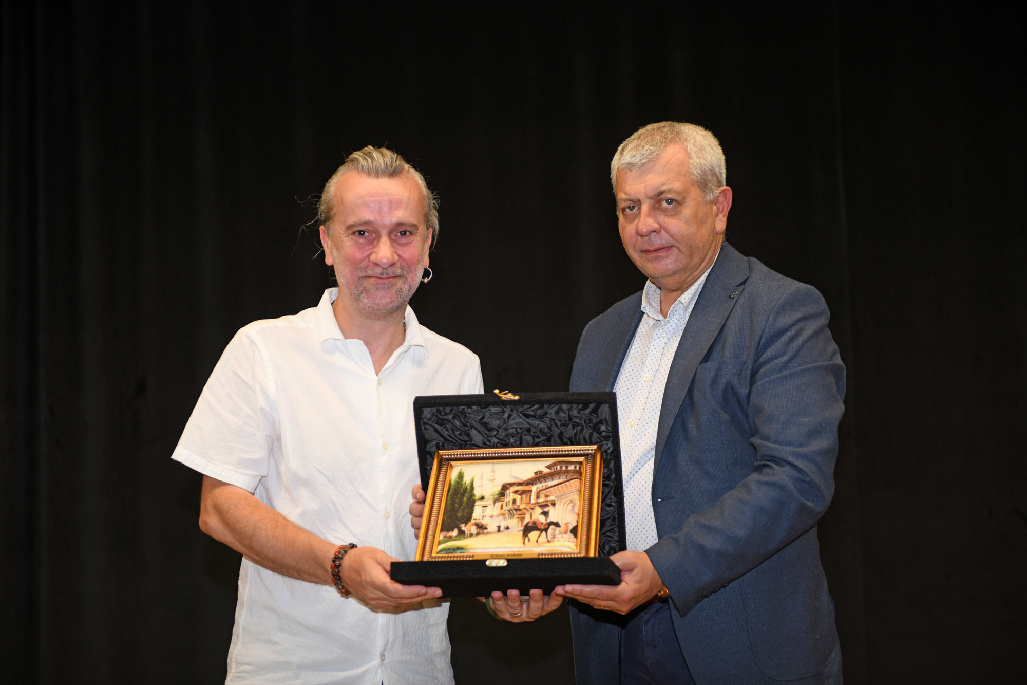 Osmangazi Belediyesi’nden Genco Erkal’a vefa gecesi