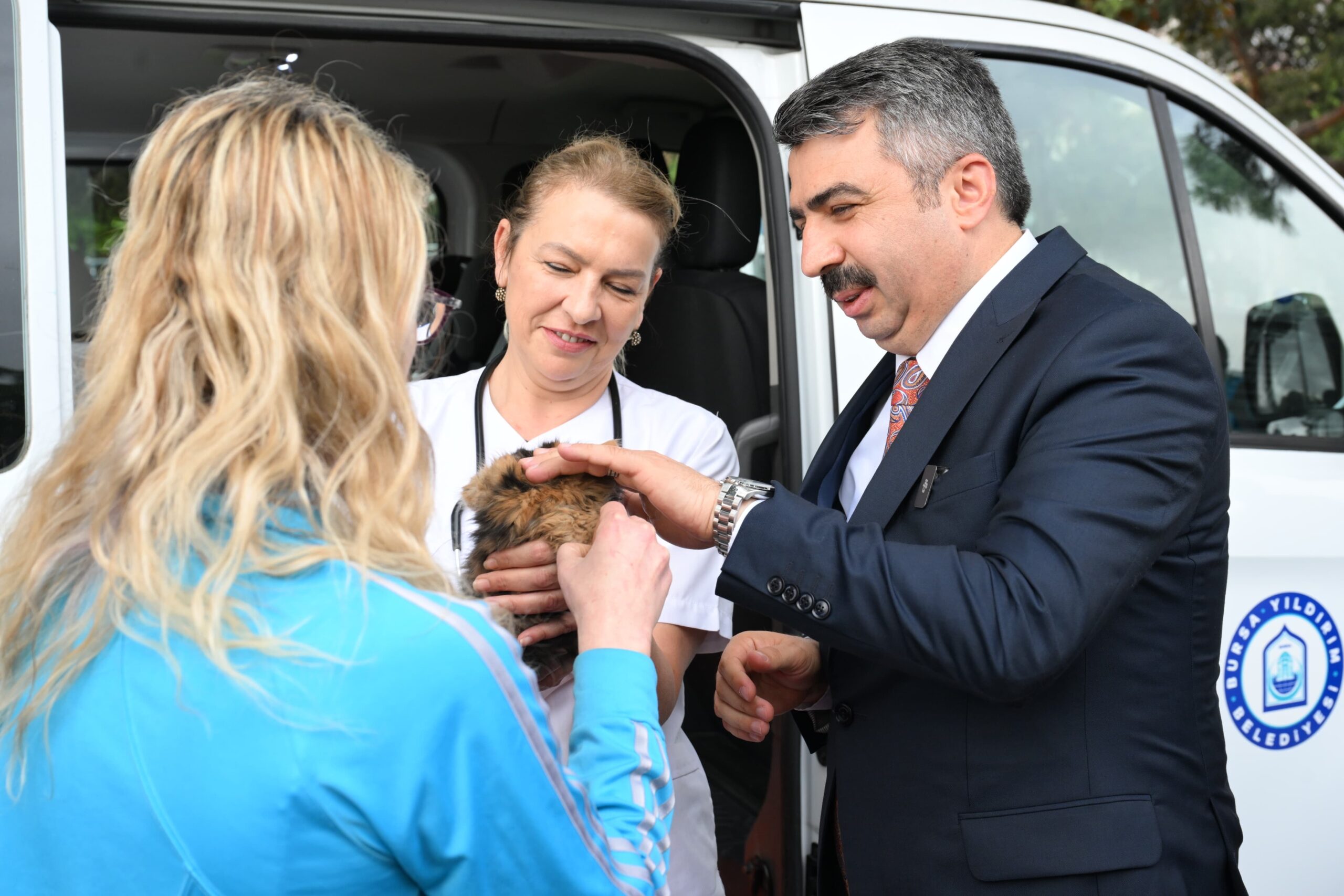 YILDIRIM’DA PATİLİ CANLARA MOBİL HİZMET