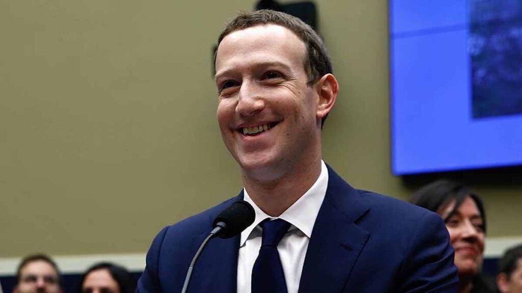 Mark Zuckerberg akıllı telefonları tarihe gömecek: Yeni ürünün fiyatını da düşürecek