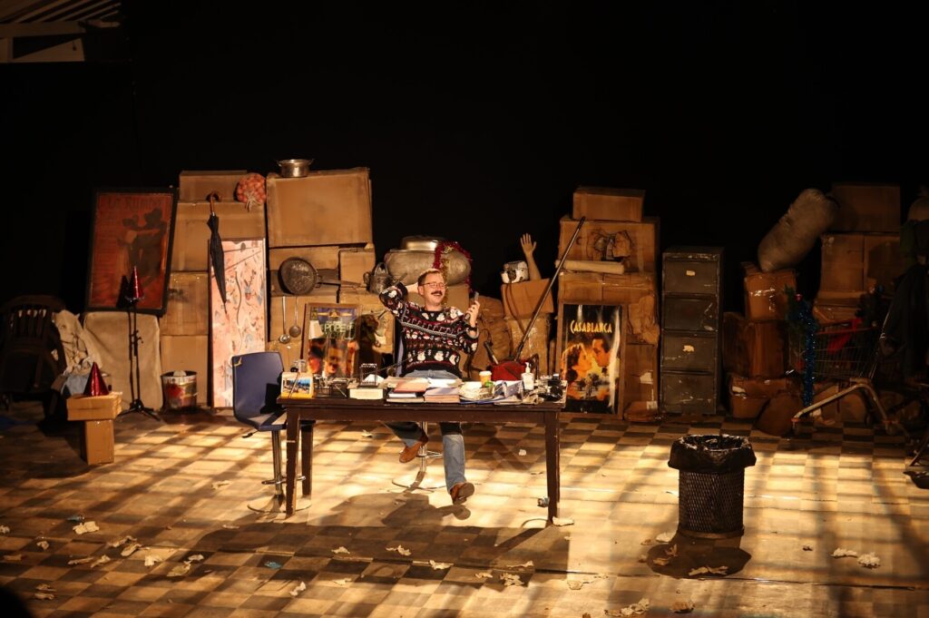 “Ormandaki Kulübe”de “Tamamen Doluyuz”