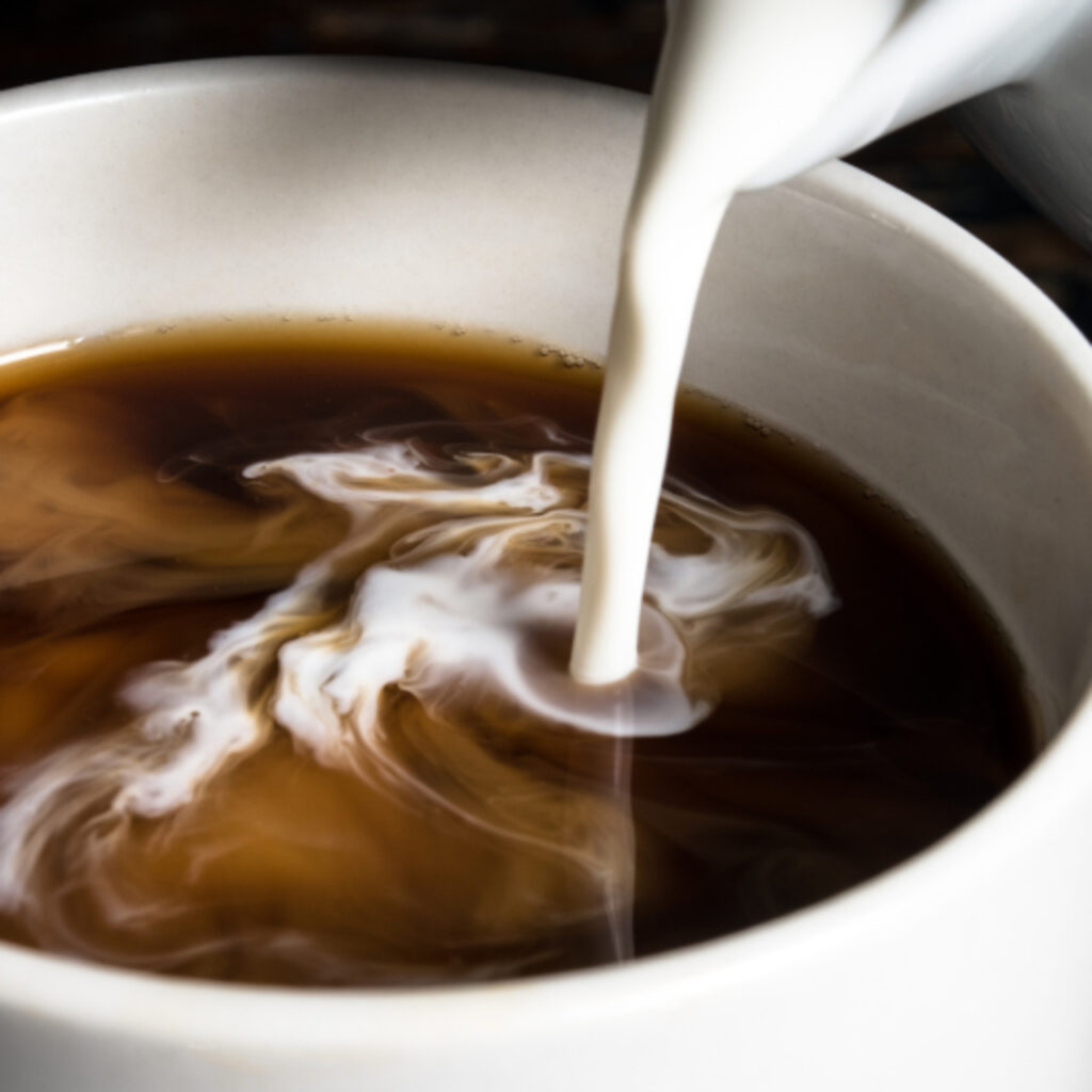 Sabah içilen kahve mutlu ediyor