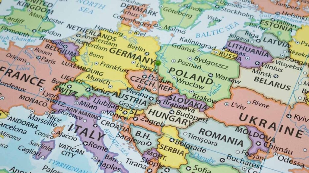 ‘Tarihsel hata’ deyip Dünya haritasına itiraz ettiler: Normalde tam 14 katı büyüklüğünde, neredeyse yarı yarıya küçük gözüküyor